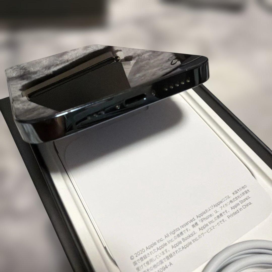 Apple iPhone 12Pro は128Mb パシフィックブルー 本体