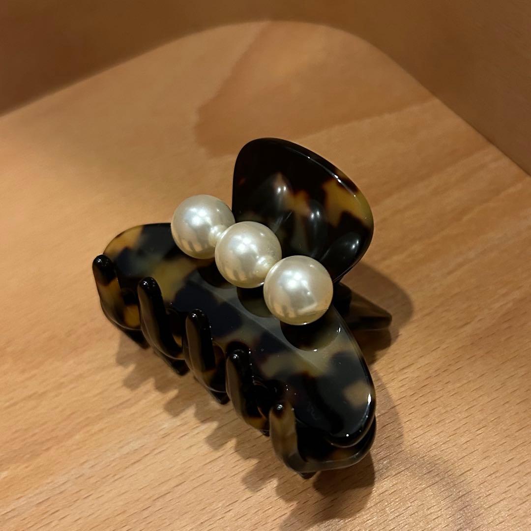 新品未使用　ALEXANDRE DE PARIS ヘアクリップ　パール