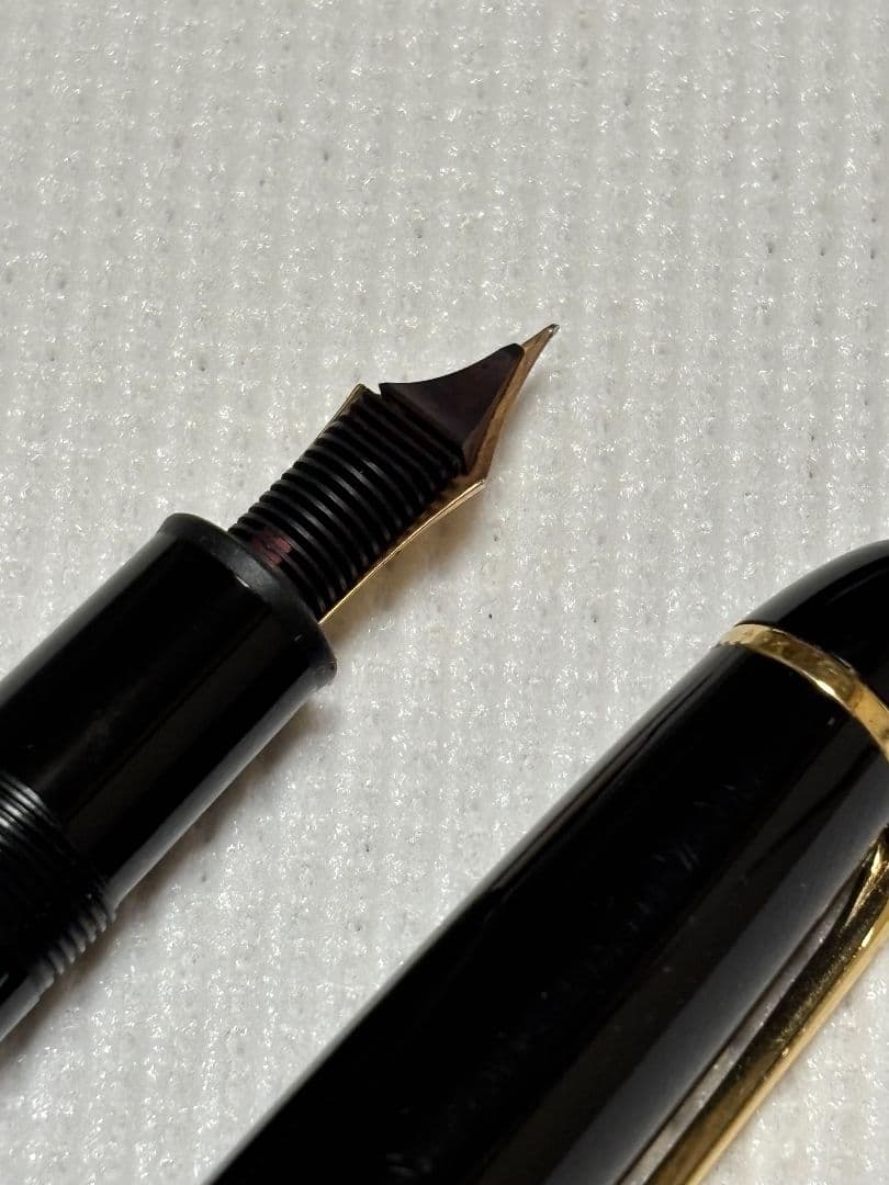 k*n様 万年筆MONTBLANC　２本セット