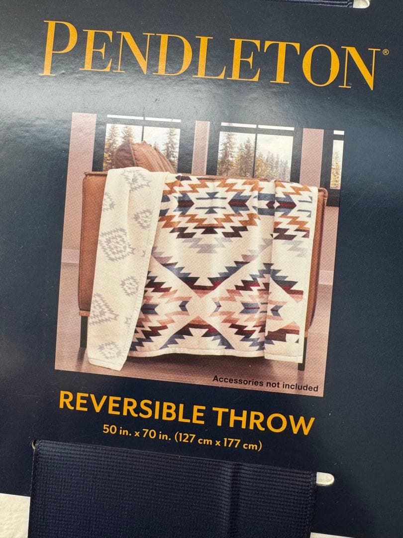 新品⭐️ペンドルトン 大判ひざ掛け リバーシブル 127cm x 177cm 2枚