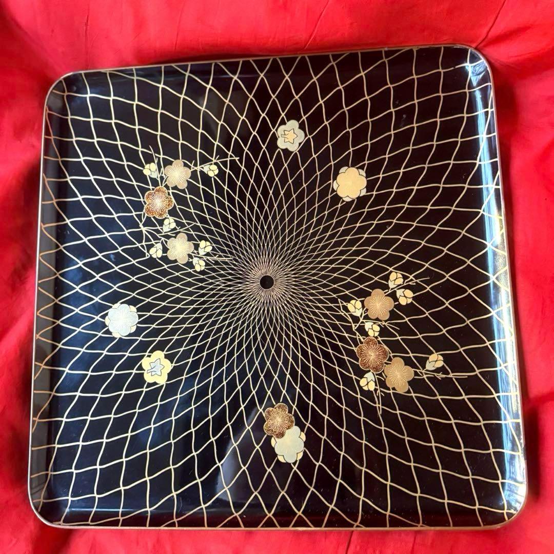 I様へ感謝お嫁入り‼️JAPAN貴人の蒔絵懐石膳2客➕1と塗師松ぼっくり木皿10客