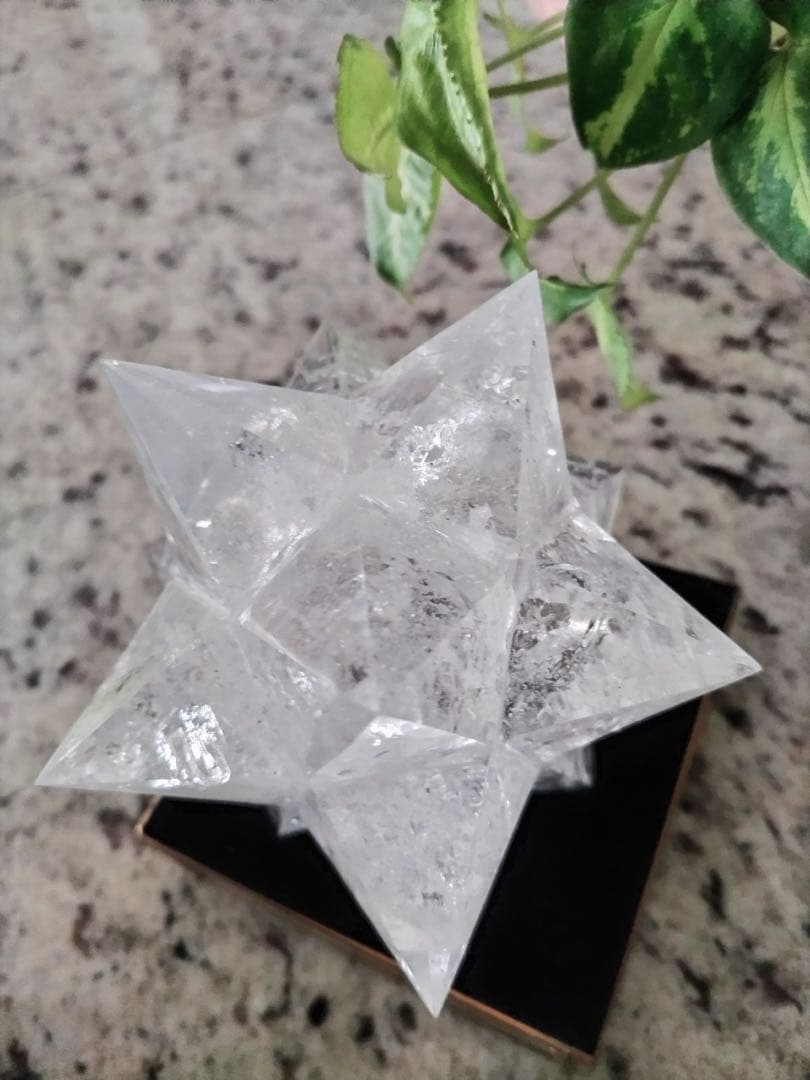 レムリアン水晶アステロイド 最長幅10.9cm 、約543g