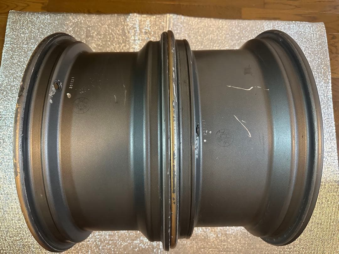 スバル STI パフォーマンス 18インチ8J ET53 5穴114.3