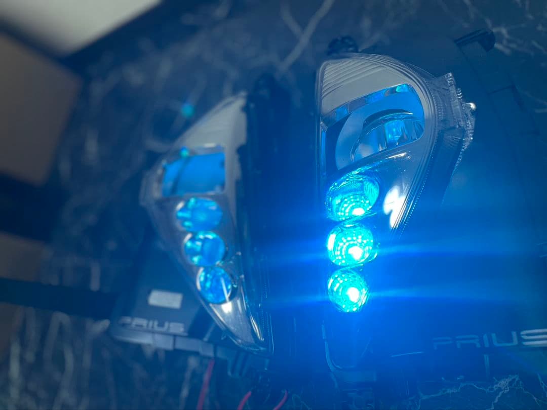 【在庫1】50プリウス　前期　フォグ　h11バルブ　ネオピクセル