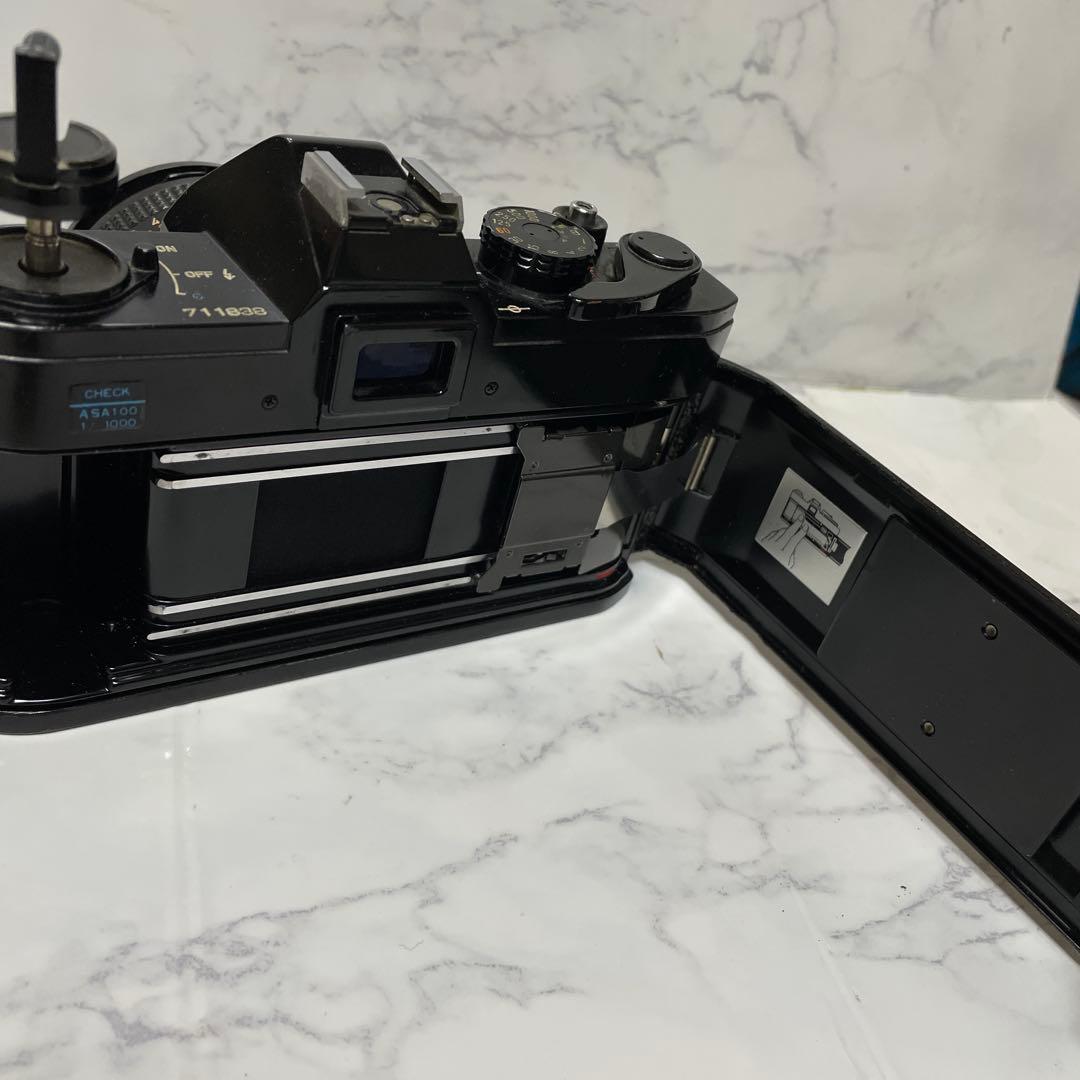 Canon FTb QL 一眼レフカメラ 50mm f/1.8 レンズ付き