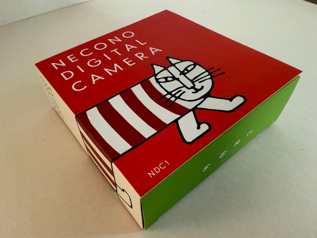 NECONO DEGITAL CAMELA リサ・ラーソン　デジカメ