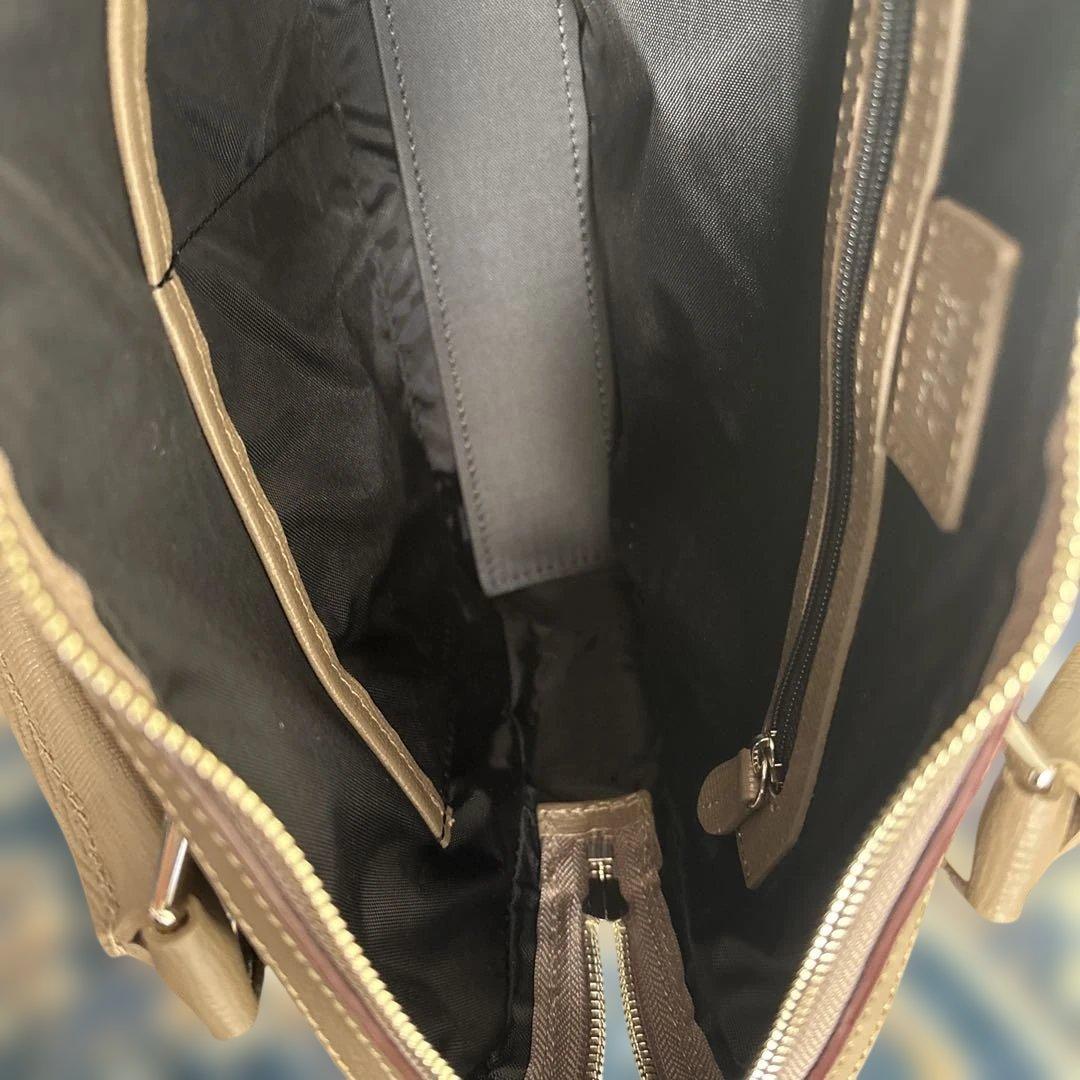 定期36,300円　タケオキクチ　レザーブリーフケース