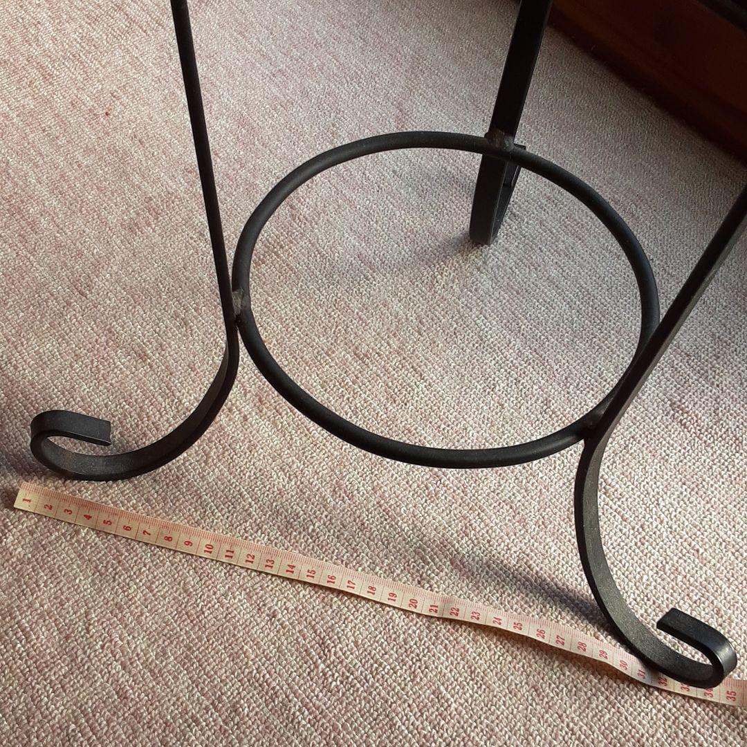 ステンドグラスのサイドテーブル