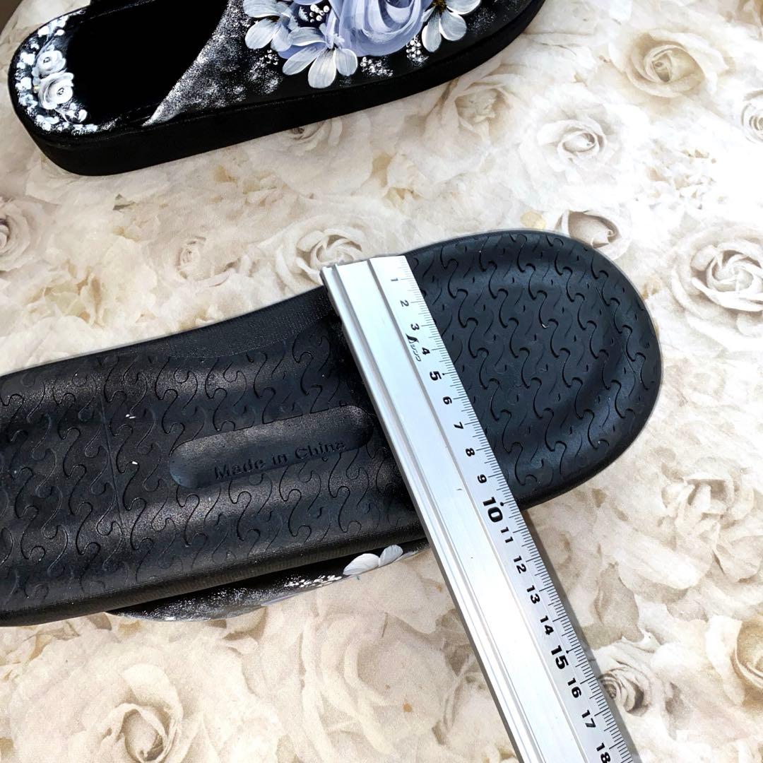 スマホ水筒ショルダー　サンダル　薔薇　手描き　トールペイント