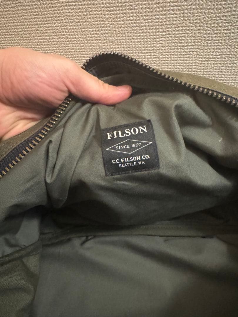 旅行かばん・小分けバッグ Filson 48 hour duffle bag