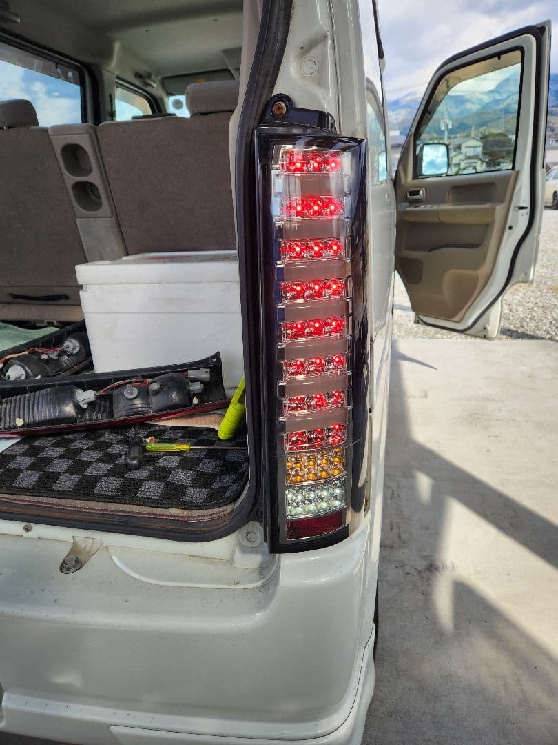 ★*★様 LEDテールランプ クリア/ブラック 左右セット