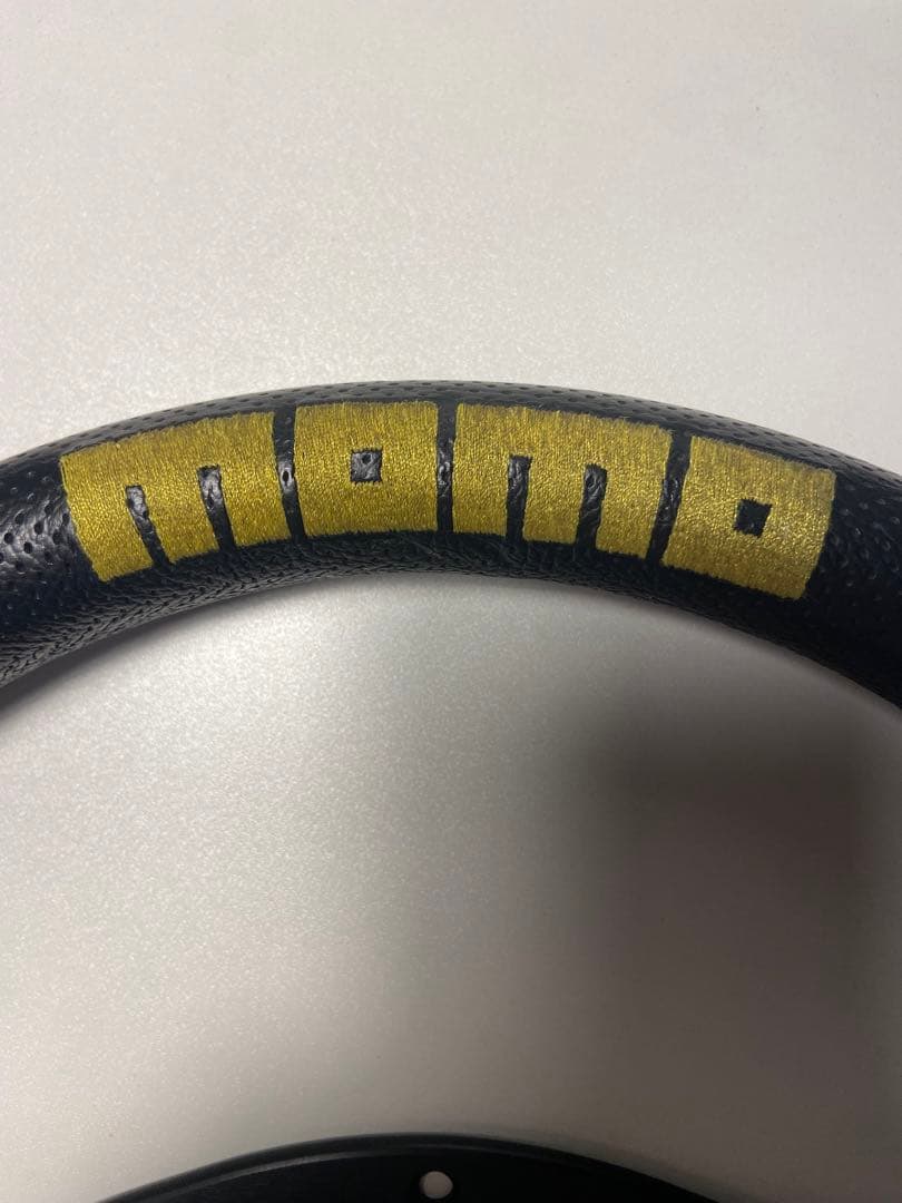 momo ステアリング コンペティション c71