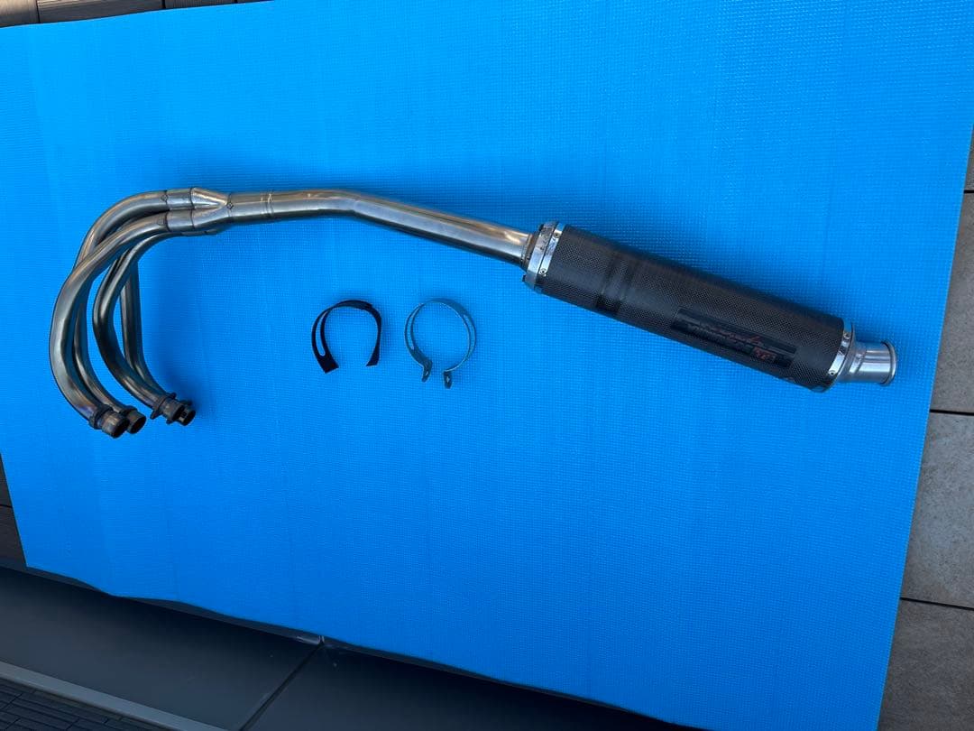 唐揚げスズキ　GSX400インパルス　GK79A　ヨシムラ　チタン/