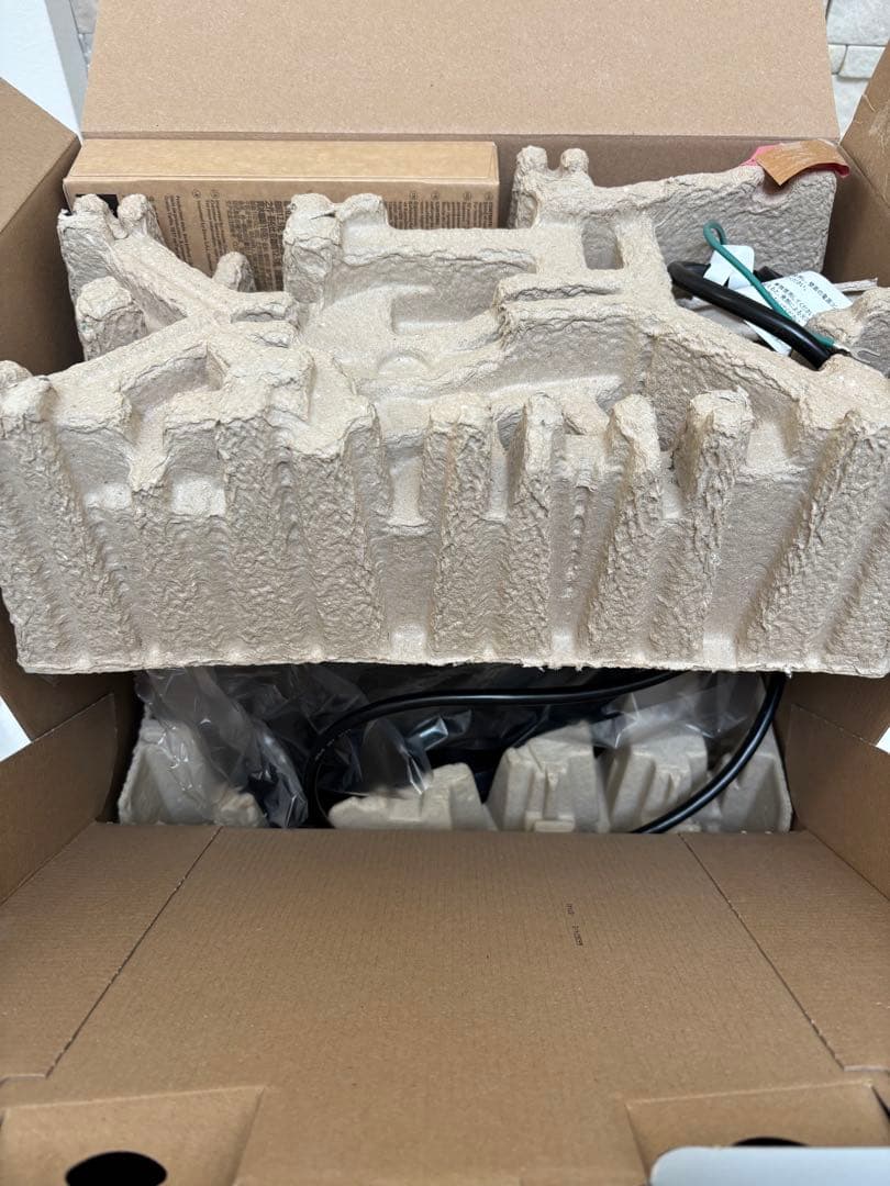 【新品】ネスプレッソ　Vertuo next カプセル式 GDV1-GR-Ｗ