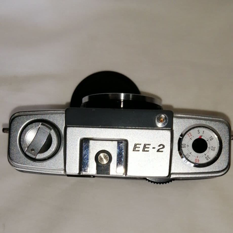 オリンパス　PEN EE-2 ハーフサイズ　フィルムカメラ