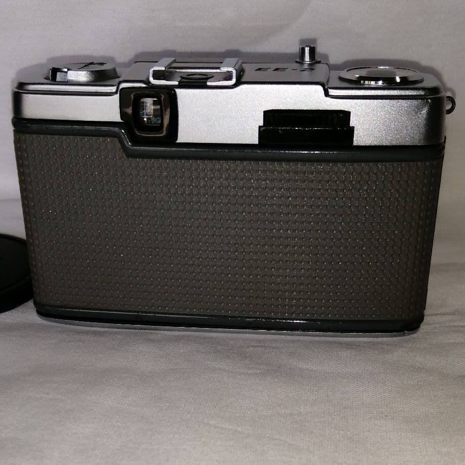 オリンパス　PEN EE-2 ハーフサイズ　フィルムカメラ