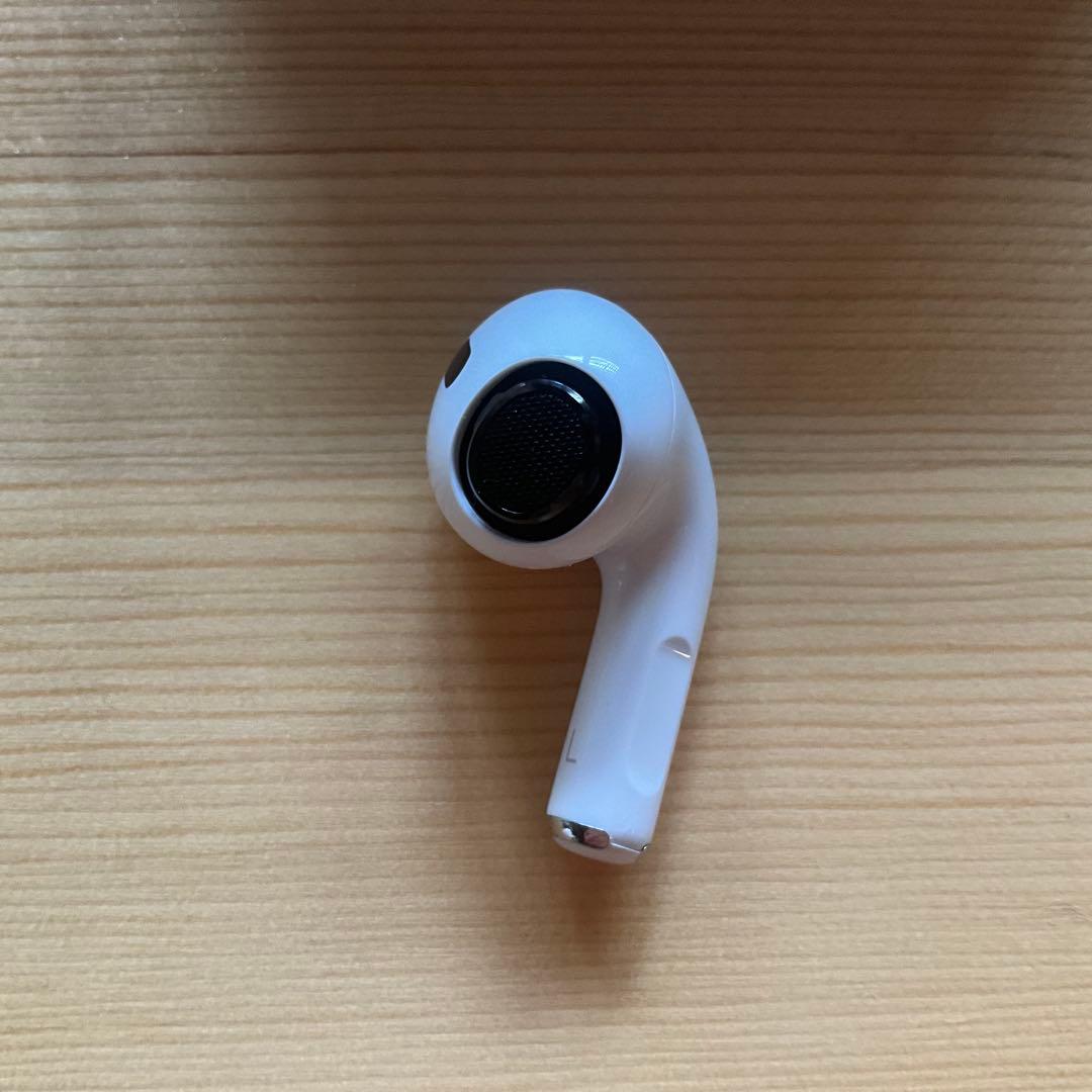 AirPodsPro２本体　第二世代　Apple純正品 ケーブル付