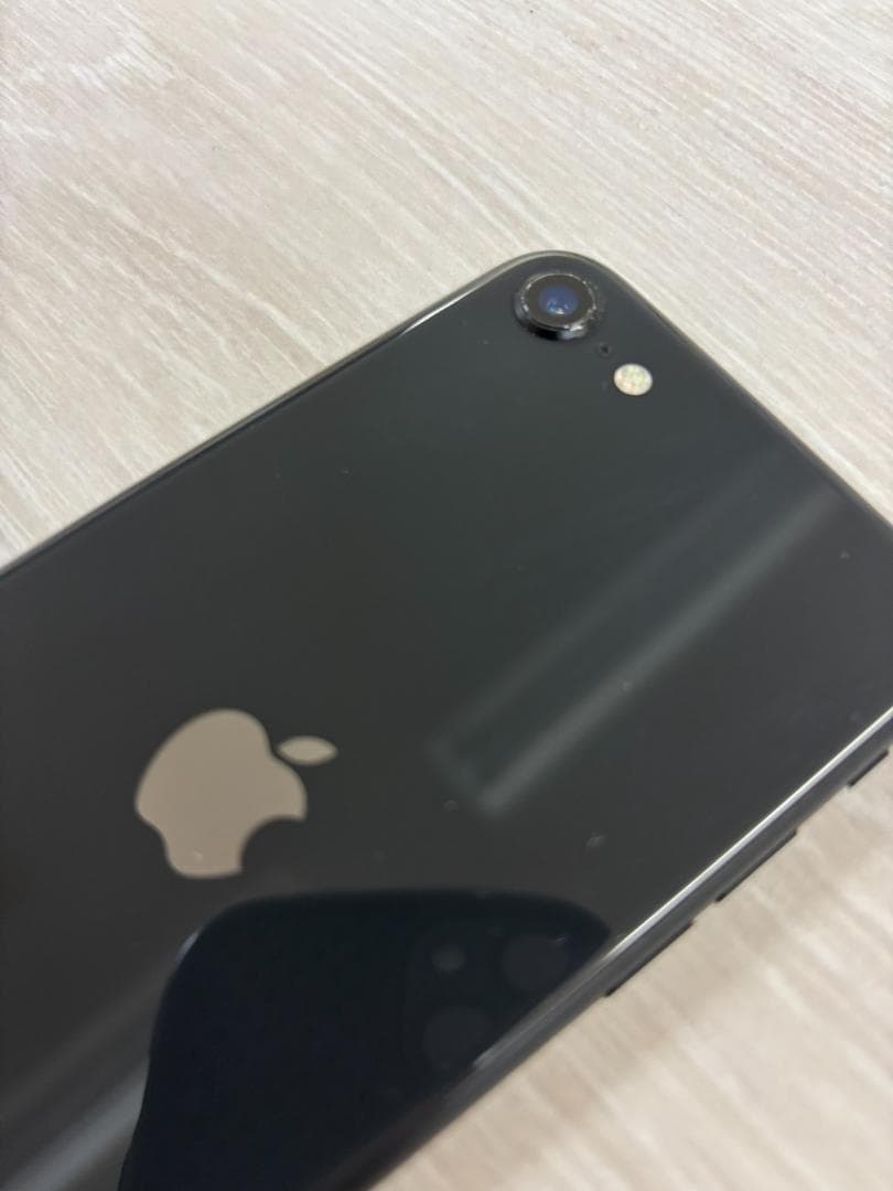 【美品】iPhone SE 第2世代 Black 128GB 【箱アリ】