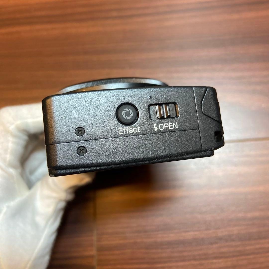 RICOH GR デジカメ ほぼ新品 4933