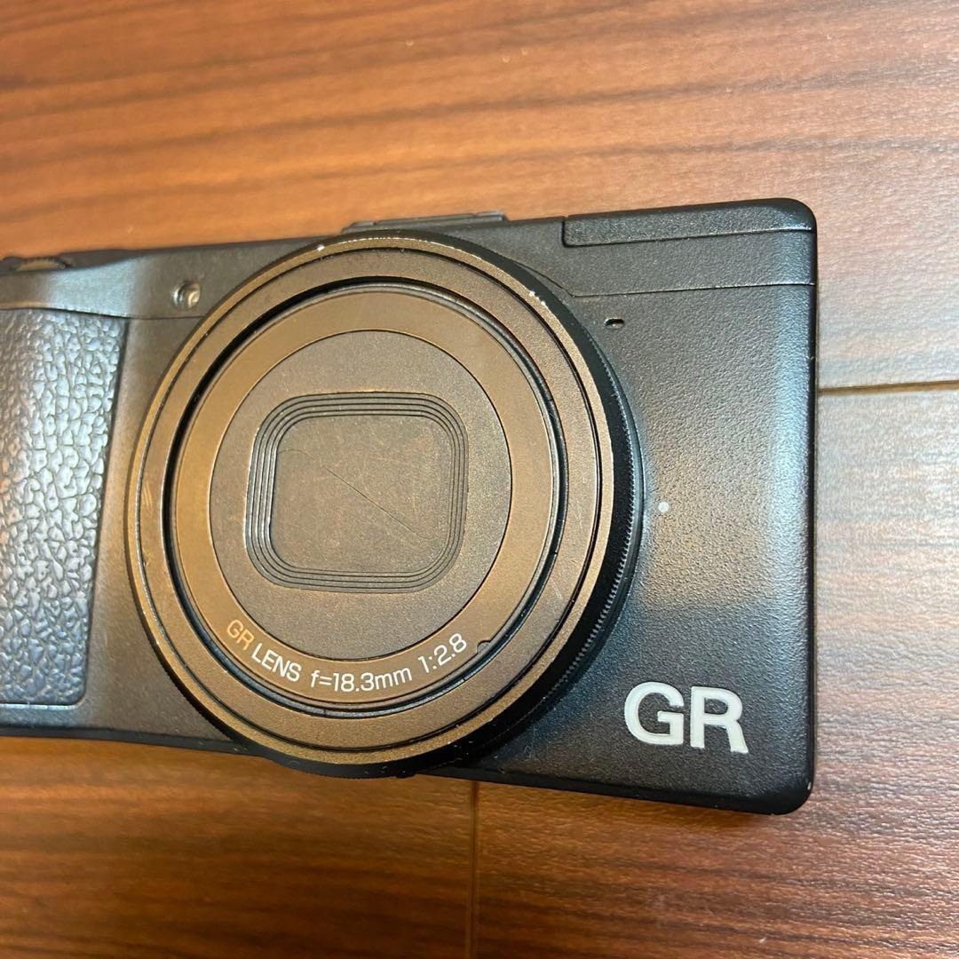RICOH GR デジカメ ほぼ新品 4933