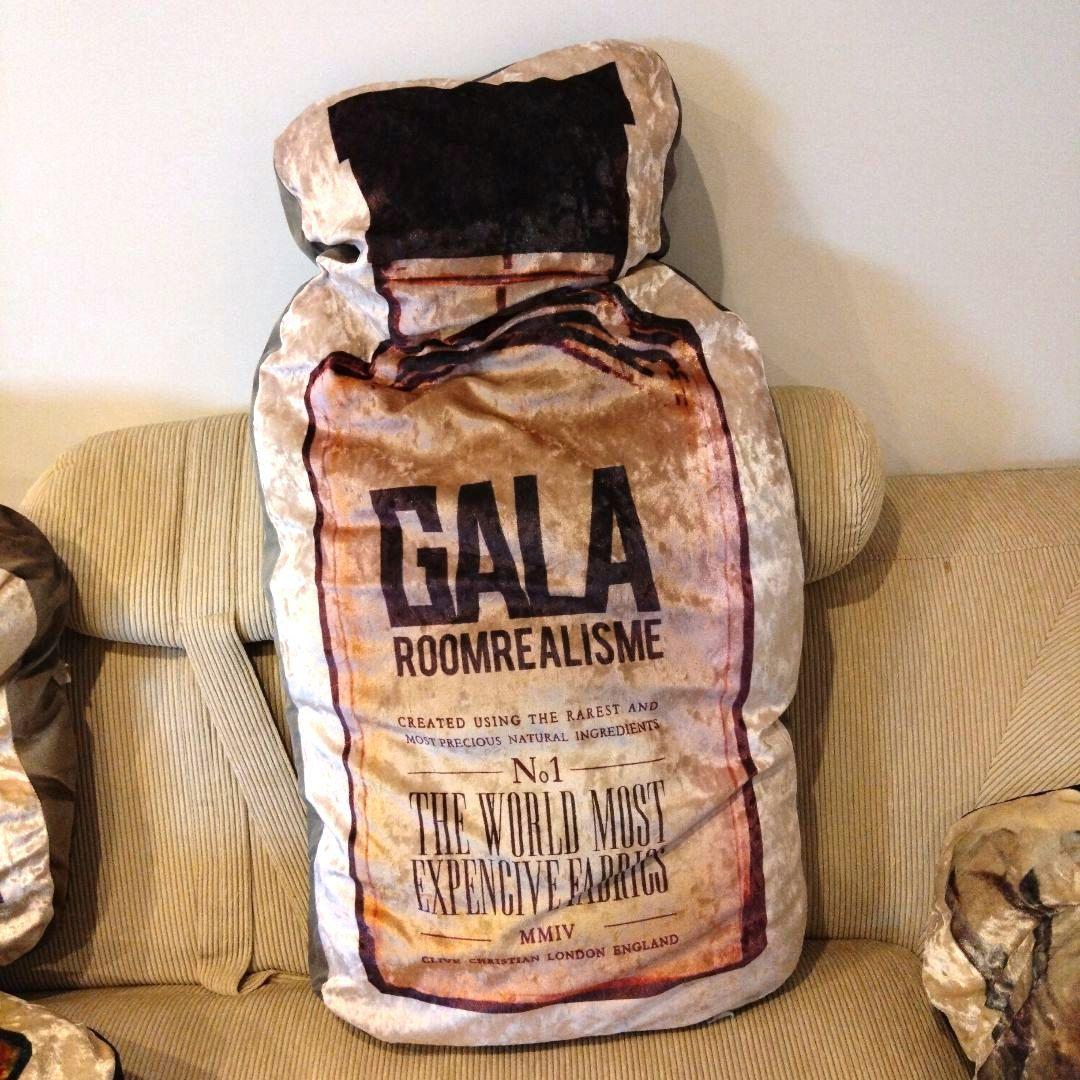 【値引き交渉ok】HOTEL SLY GALA ベロアビッグクッション6点セット