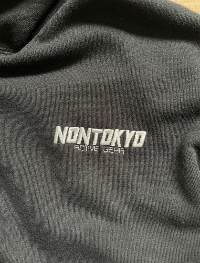 non tokyo バックプリーツスウェットワンピースブラック フード パーカー