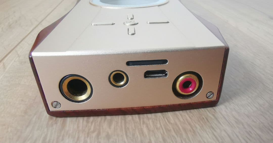 LUXURY & PRECISION LP5 GOLD（64GB）+おまけ