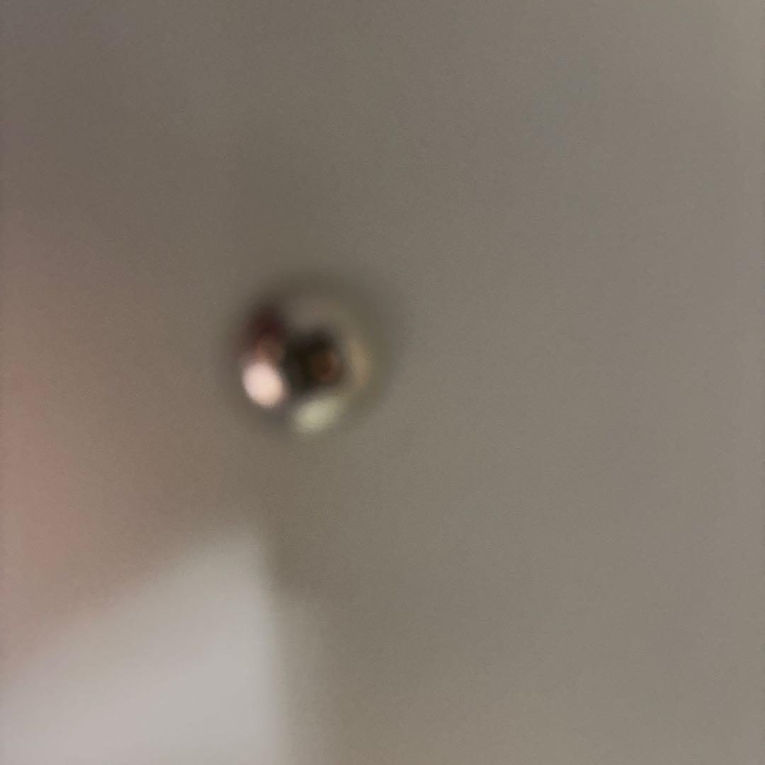 ホワイトスライドドアキャビネット(スチール製)