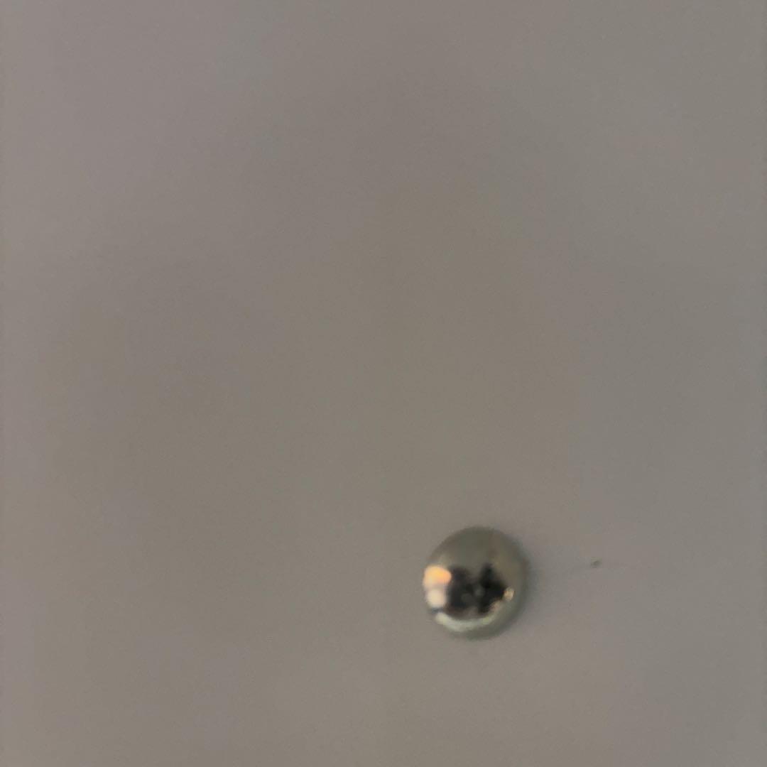 ホワイトスライドドアキャビネット(スチール製)