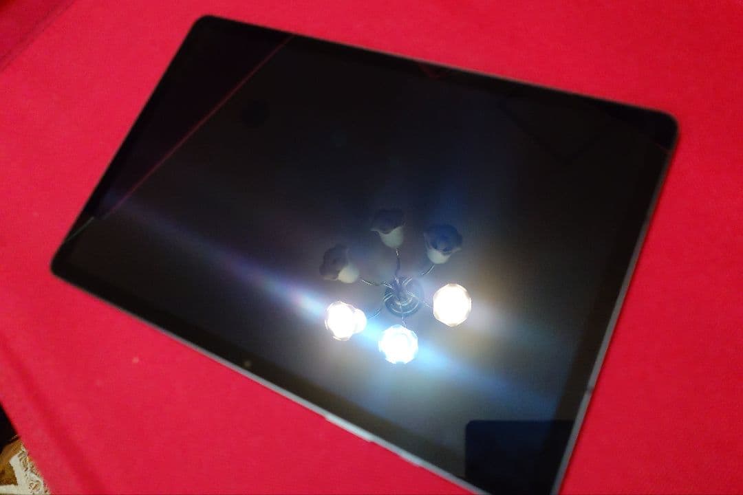 GALAXY tab s9　spigenカバー付き