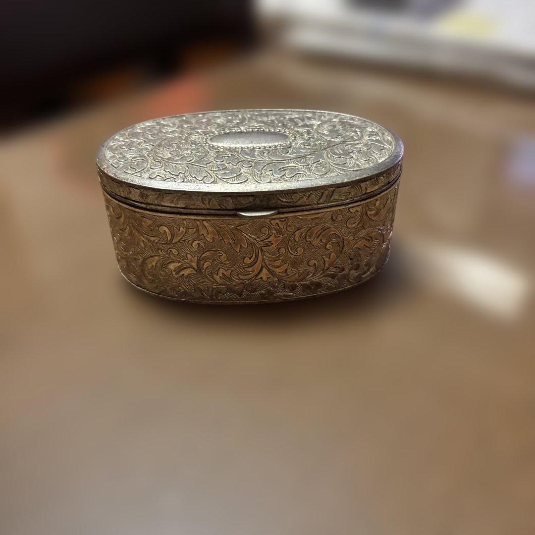 イギリス　シルバープレート　ジュエリーボックス　ヴィンテージ