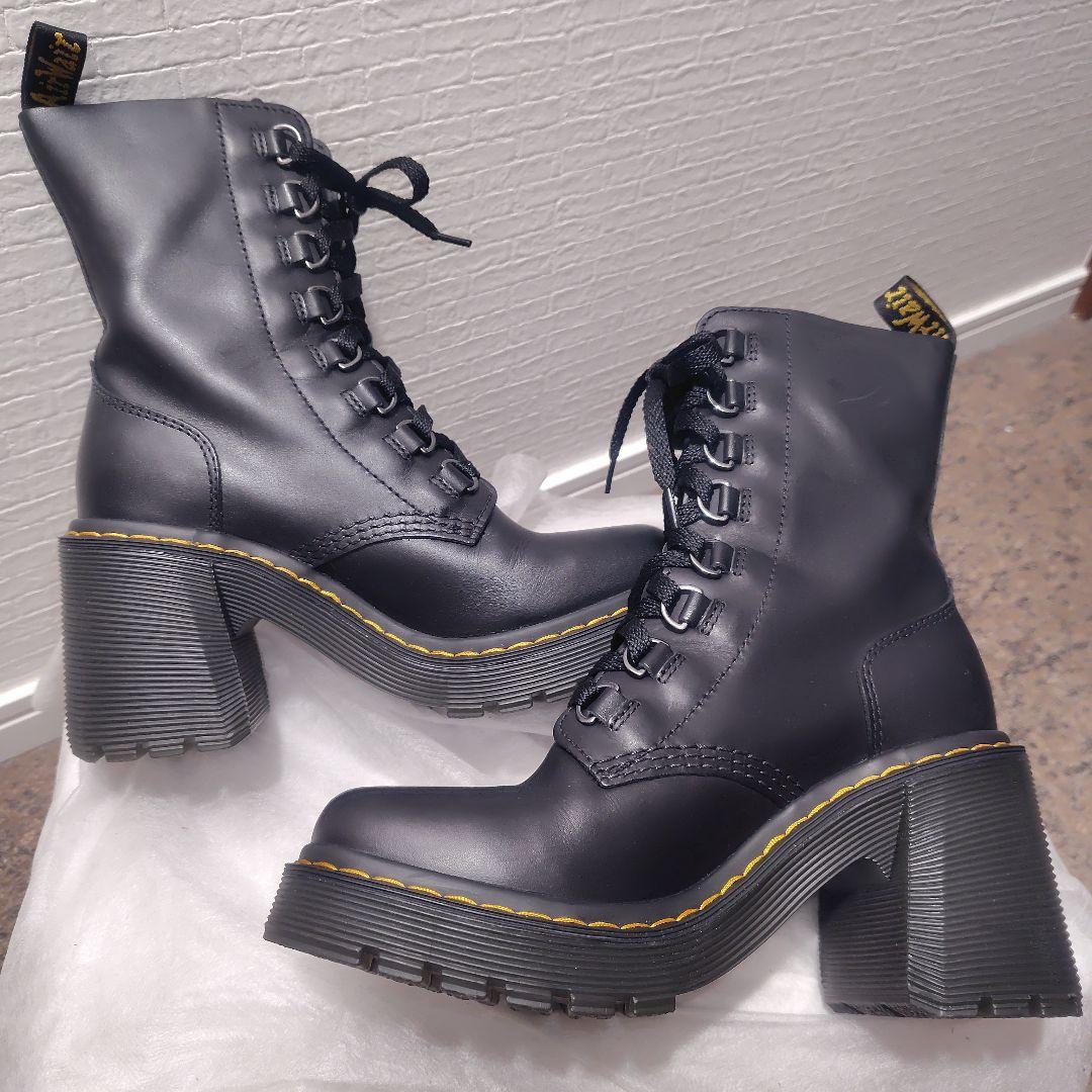 【美品】Dr. Martens CHESNEY 8ホール チャンキーヒール 厚底