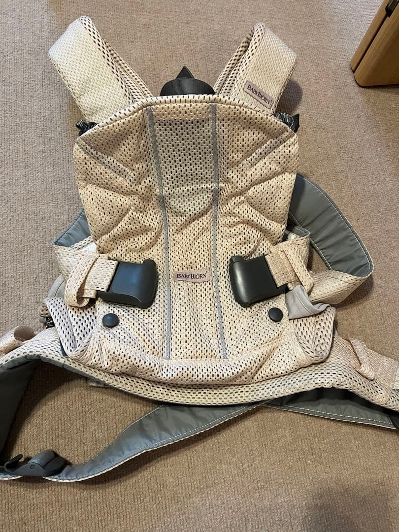 美品　ベビービョルン　ONE KAI Air ピンク　説明書あり