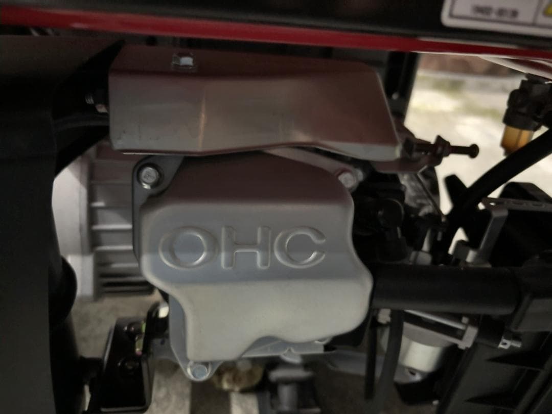 送料無料　美品　　新ダイワ　やまびこ EGR2400 ガソリン発電機　11c06