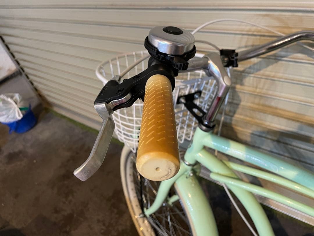 【引き渡し限定】ミントグリーン 22インチ ビーチクルーザー 前カゴ付き