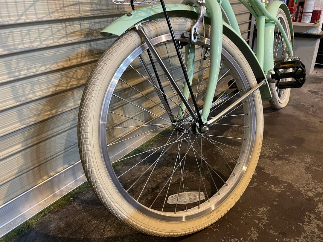 【引き渡し限定】ミントグリーン 22インチ ビーチクルーザー 前カゴ付き