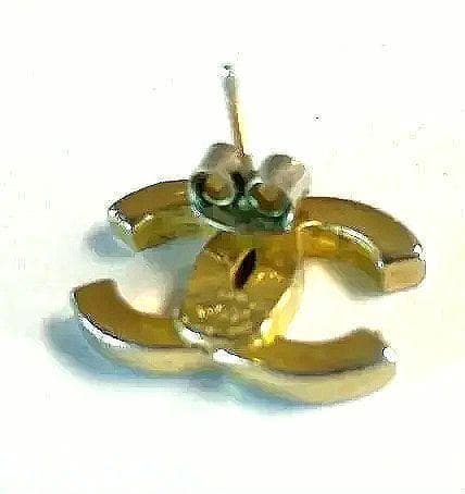 ヴィンテージ CHANEL クリームイエローxゴールド CCロゴ ピアス 刻印