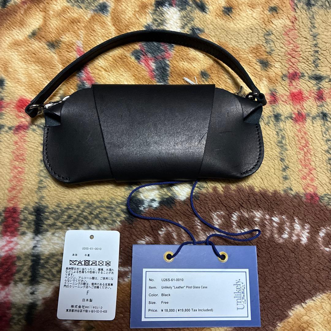 UNLIKELY ”LEATHER” PILOT GLASS CASE