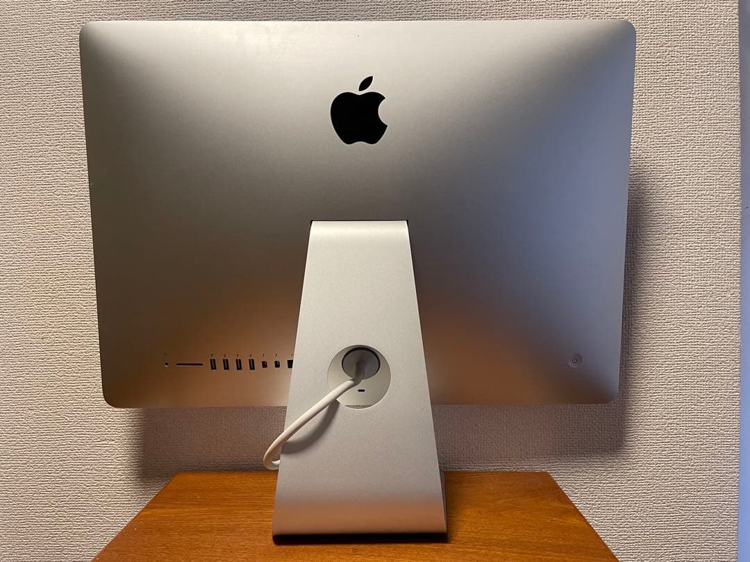 Apple iMac 21.5インチ （mid 2014）　fusion 1TB