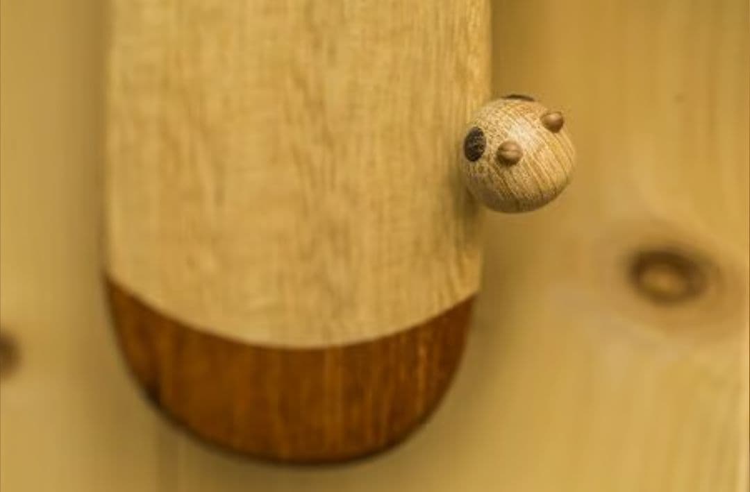 美品★北海道東川振興公社　コタンクルカムイ　エゾモモンガ　木工時計