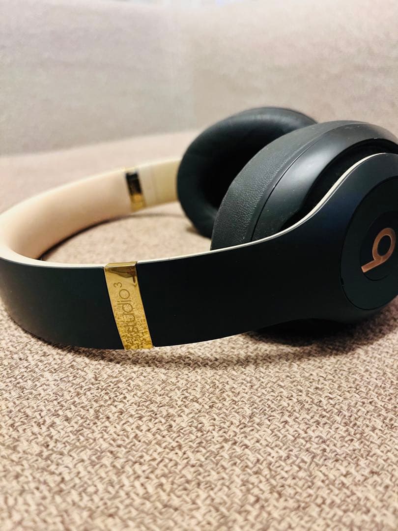 Beats Solo3 Wireless ヘッドホン ブラック