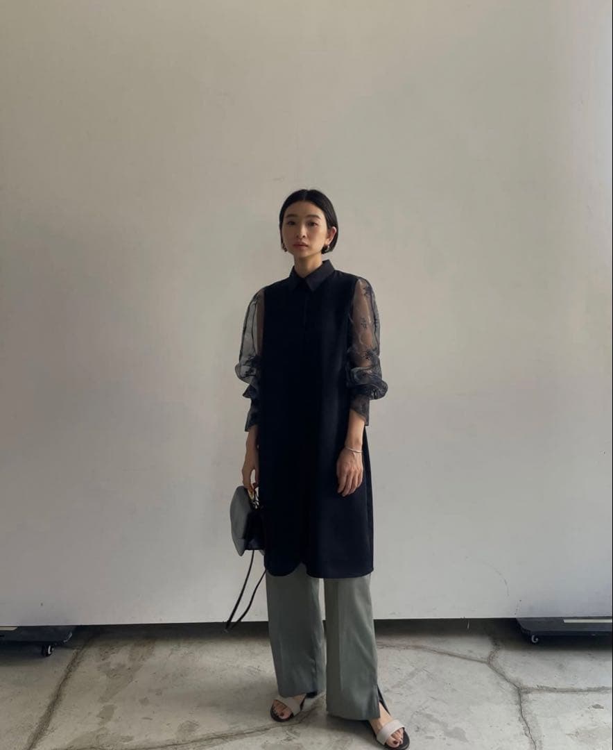 【美品】RIM.ARK　Floating florets シャツ　ネイビー