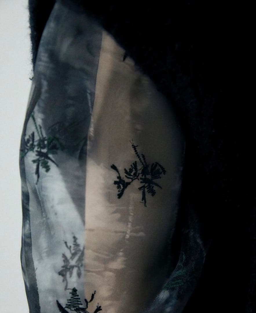 【美品】RIM.ARK　Floating florets シャツ　ネイビー