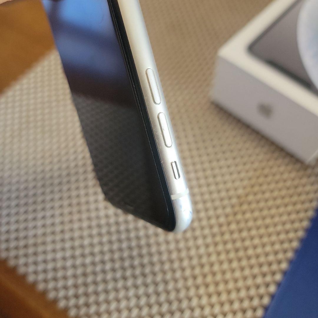Apple iPhone XR 64G ホワイト 本体　美品