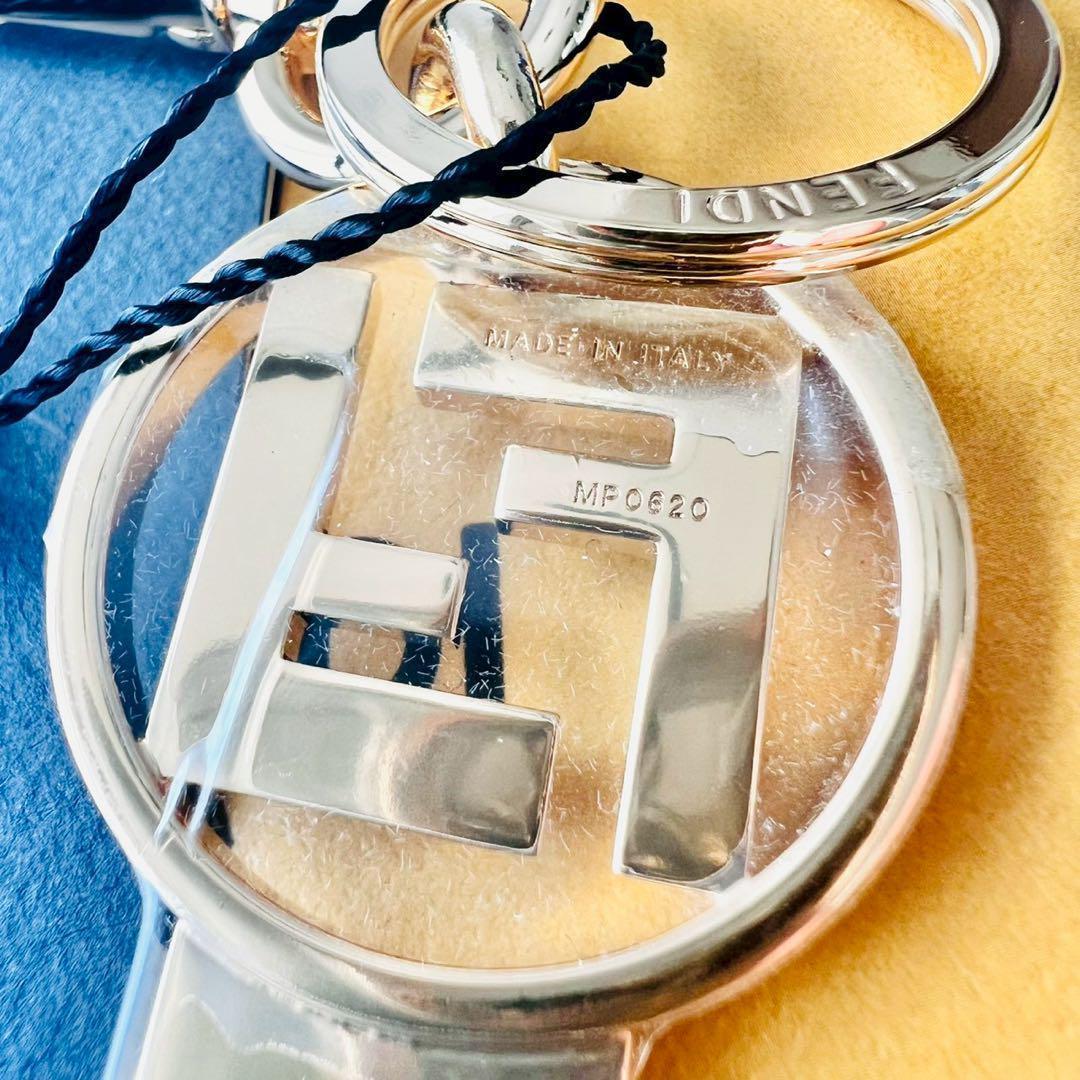 未使用級✨フェンディ　キーホルダー　FFロゴ　鍵　キー　サークル　ラインストーン