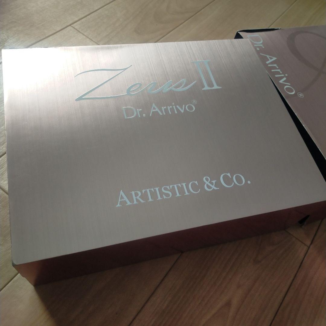 ARTISTIC & Co. Zeus II 美顔器