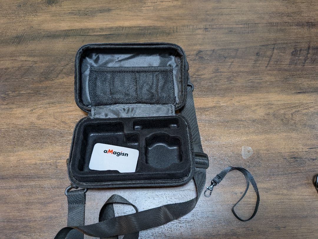 Insta360 Flow スタビライザー、aMagisnケース付き