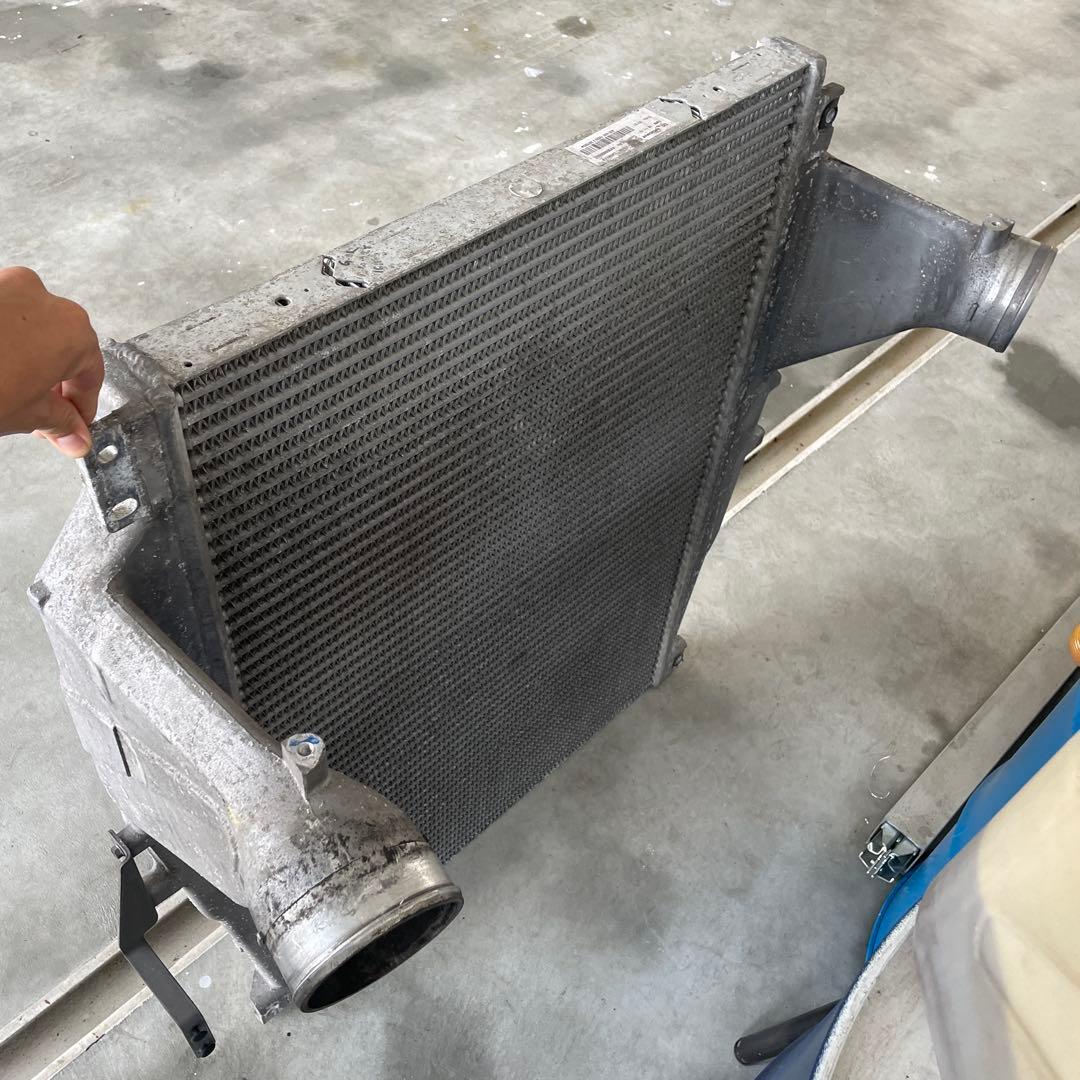 三菱 ふそう スーパーグレート インタークーラー