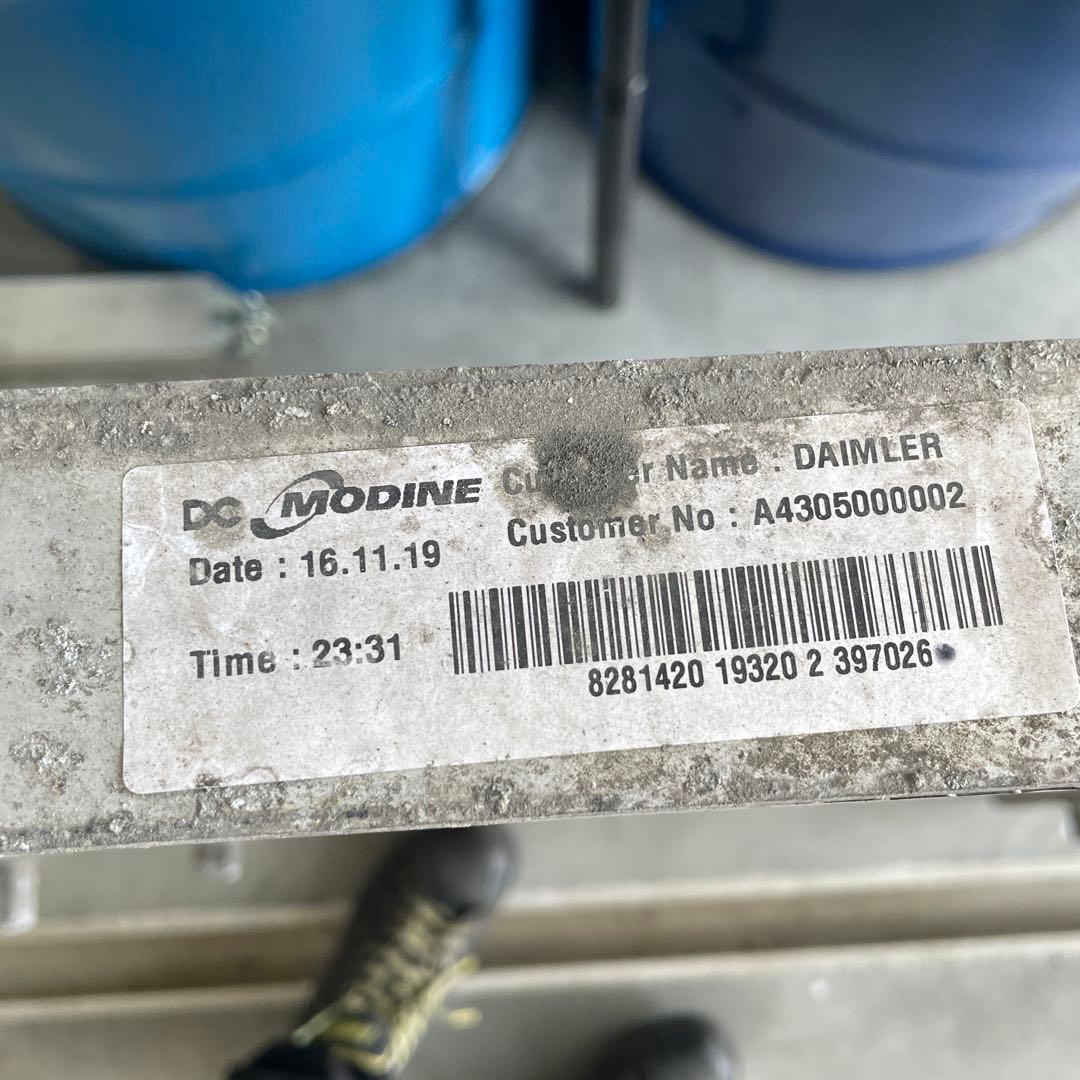 三菱 ふそう スーパーグレート インタークーラー