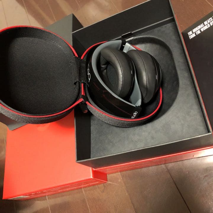 ヘッドホン beats studio